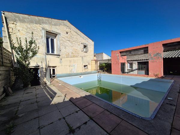 Maison Surgeres 4 pièce(s)