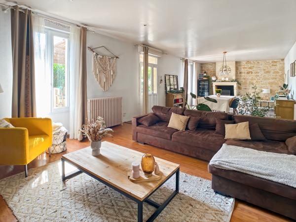 Maison 5 pièces - 160 m² Exclusivité efficity