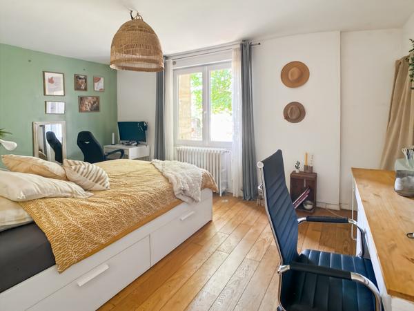 Maison 5 pièces - 160 m² Exclusivité efficity