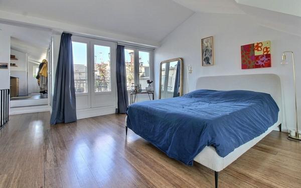 Appartement à vendre    5 pièces • 178,34 m2 Paris 6