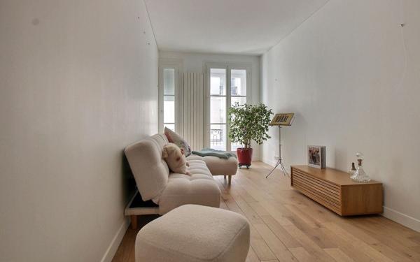 Appartement à vendre    5 pièces • 178,34 m2 Paris 6