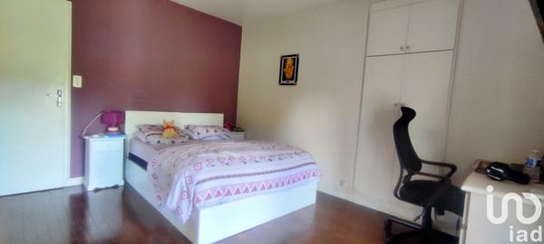 Maison 4 pièces de 144 m² à SAINT-MARTIN-DE-LANDELLES (50730)