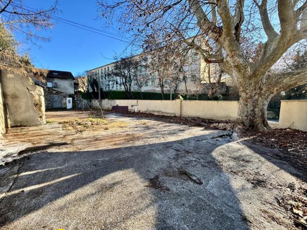 Terrain constructible de 390m²