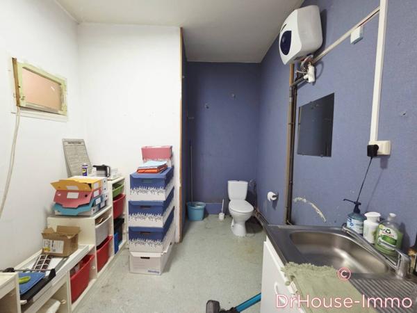 Parking / Box à vendre de 640 m²