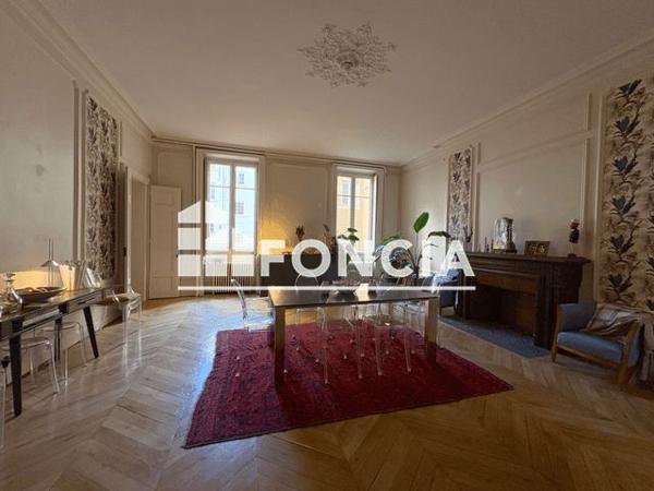 Location Appartement 8 pièces 228.33 m² - 12 PLACE MARECHAL LYAUTEY Lyon 69006