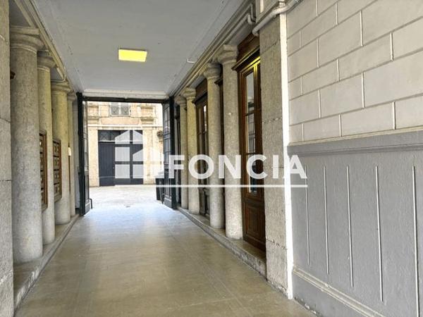 Location Appartement 8 pièces 228.33 m² - 12 PLACE MARECHAL LYAUTEY Lyon 69006