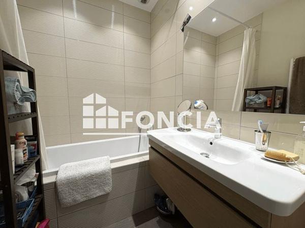 Location Appartement 8 pièces 228.33 m² - 12 PLACE MARECHAL LYAUTEY Lyon 69006