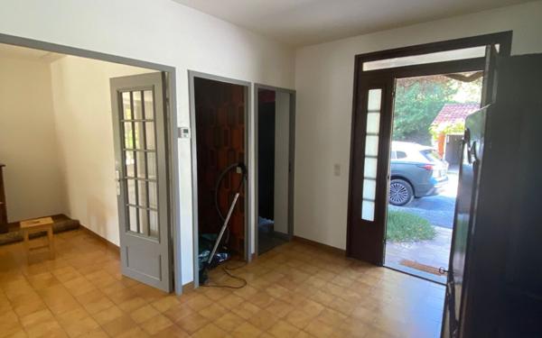 Maison à vendre    6 pièces •  Castres