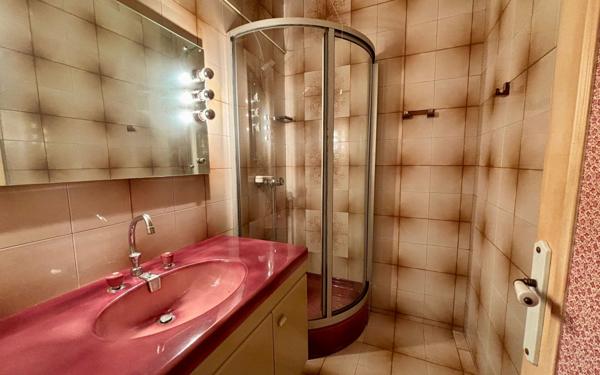 Maison à vendre    6 pièces •  Castres