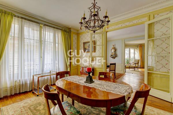 Paris XVI, 171 m2, 6 pièces / 4 chambres.