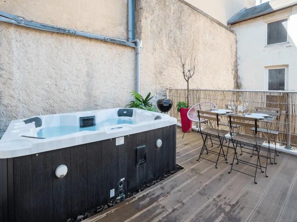 Appartement avec terrasse et Jacuzzi