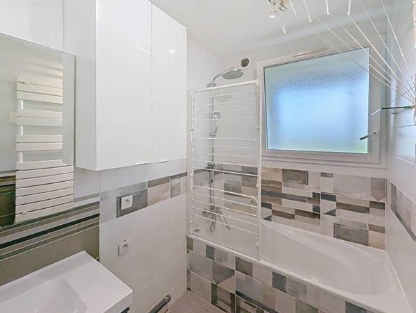 Appartement à vendre 5 pièces de 99 m²