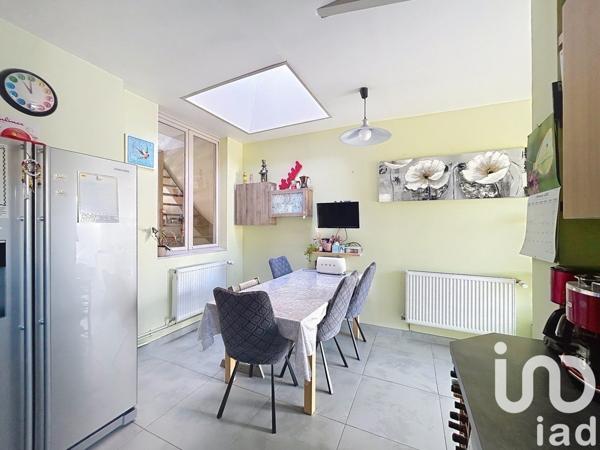 Maison de ville 5 pièces de 120 m² à Saint-Laurent-Blangy (62223)