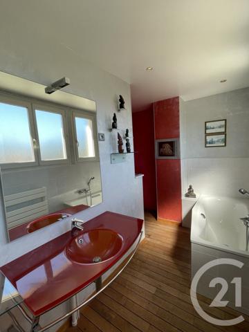 Maison à vendre  8 pièces - 245 m2 GUISE - 02