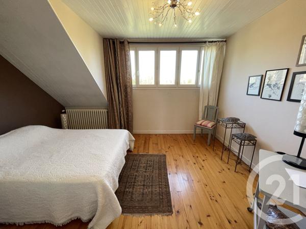 Maison à vendre  8 pièces - 245 m2 GUISE - 02