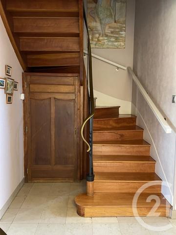 Maison à vendre  8 pièces - 245 m2 GUISE - 02