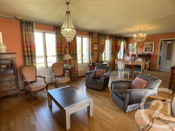 Maison à vendre  8 pièces - 245 m2 GUISE - 02