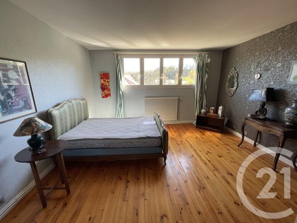 Maison à vendre  8 pièces - 245 m2 GUISE - 02