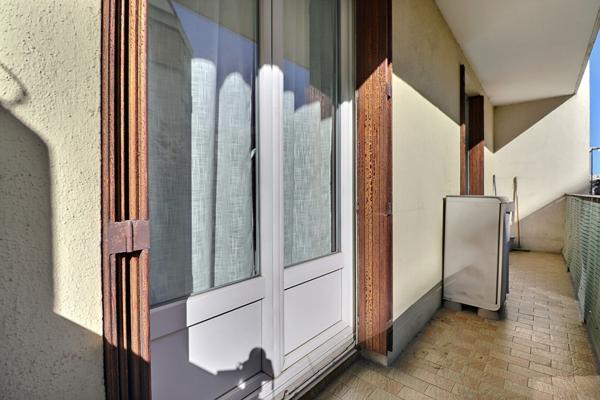 Appartement Aubervilliers 3 pièce(s) 65.14 m2