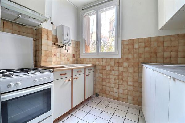 Appartement Aubervilliers 3 pièce(s) 65.14 m2
