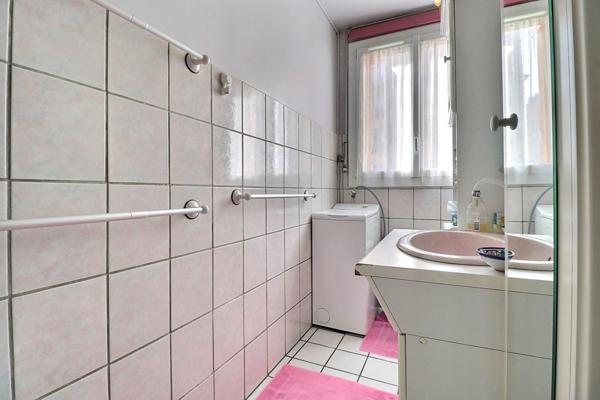 Appartement Aubervilliers 3 pièce(s) 65.14 m2
