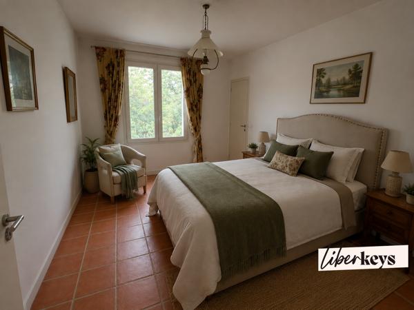 Belle maison familiale de 175 m² sur terrain arboré de 2 963 m² exposé plein sud