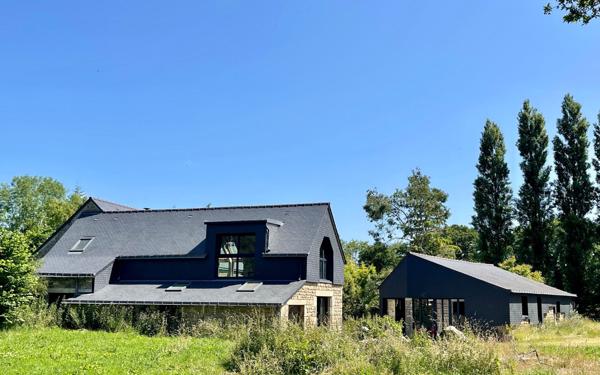 Maison à vendre    7 pièces •  Plouray