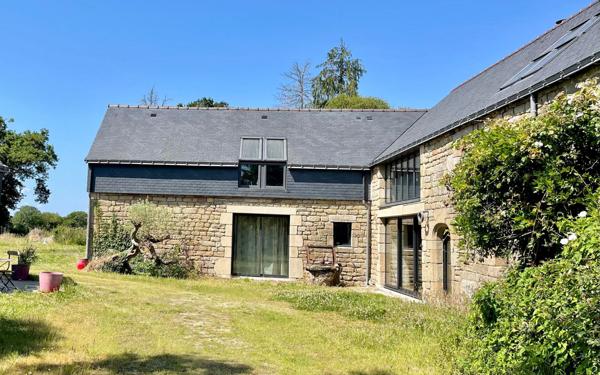 Maison à vendre    7 pièces •  Plouray