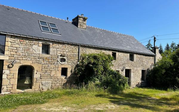 Maison à vendre    7 pièces •  Plouray