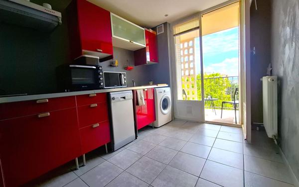 Appartement à vendre    4 pièces • 69 m2 Saint-Fons