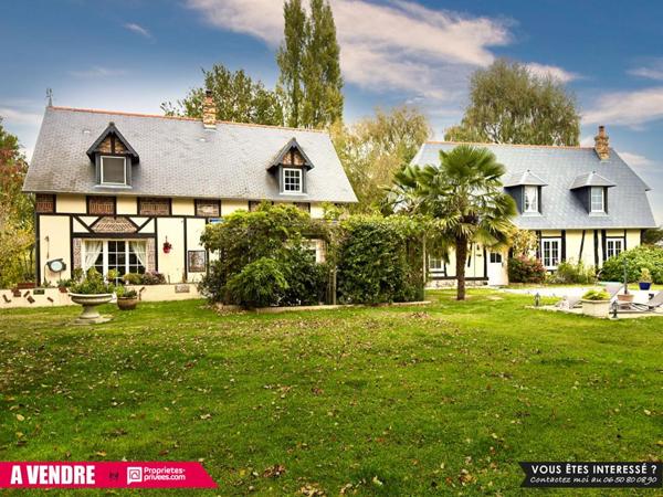 Propriété de 230 m² sur environ 2,5 hectares avec piscine, prairies et cadre paisible