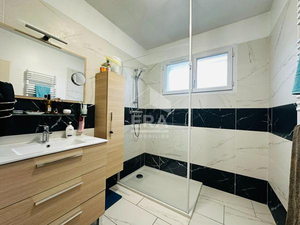 SEMUSSAC - Maison individuelle 115 m² + 818 m² de terrain - Proche commerces