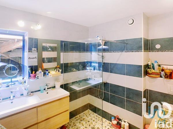 Maison à vendre 6 pièces 190 m² Les Eyzies