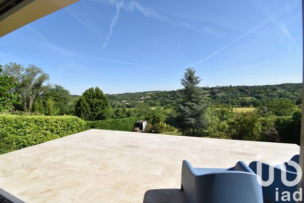 Maison 6 pièces de 165 m² à Lacroix-Falgarde (31120)