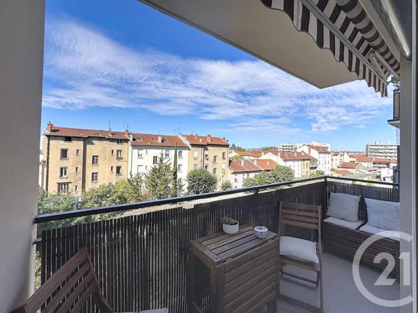 Appartement F4 à vendre  4 pièces - 73,56 m 2   VILLEURBANNE  - 69