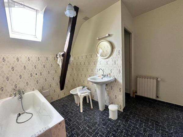 Maison à vendre à Noyant-de-Touraine dans l'Indre-et-Loire (37800), ref : 37072-643