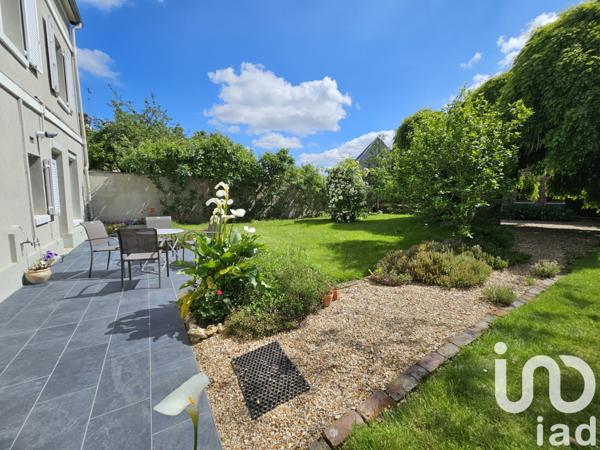 Maison à vendre 10 pièces 179 m² Le Neubourg