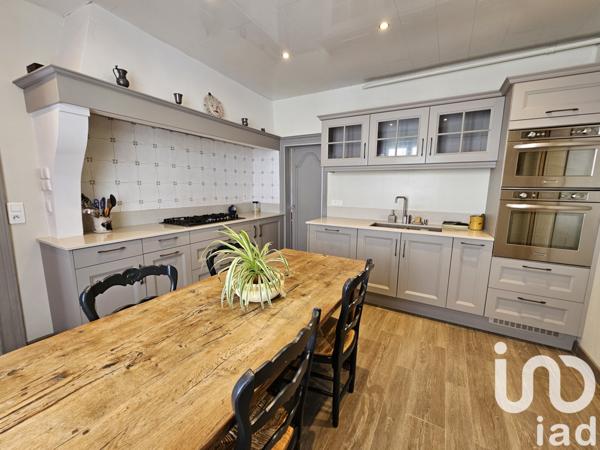Maison à vendre 10 pièces 179 m² Le Neubourg