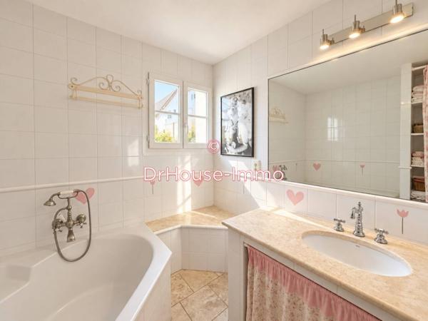 Maison à vendre 10 pièces de 273 m²