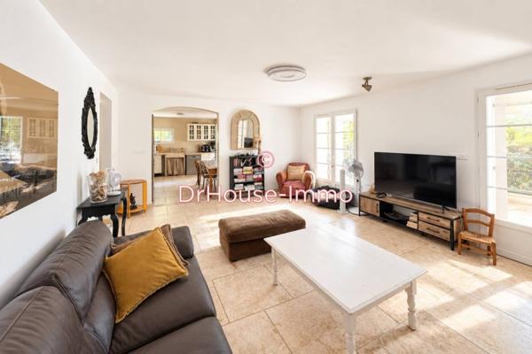 Maison à vendre 10 pièces de 273 m²
