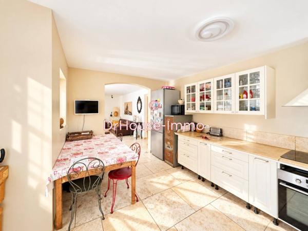 Maison à vendre 10 pièces de 273 m²