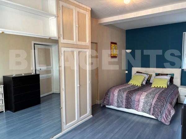 Chaleureuse Villageoise F6 + nombreuses dépendances + Score énergétique B