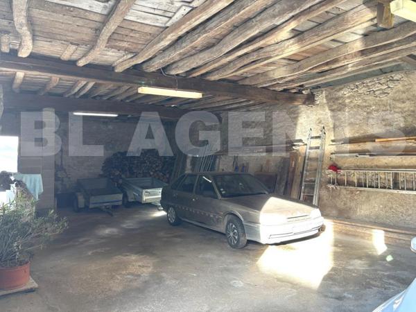 Chaleureuse Villageoise F6 + nombreuses dépendances + Score énergétique B