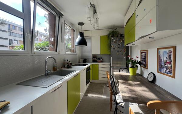 Appartement à vendre    4 pièces • 82,16 m2 Fontenay-aux-Roses