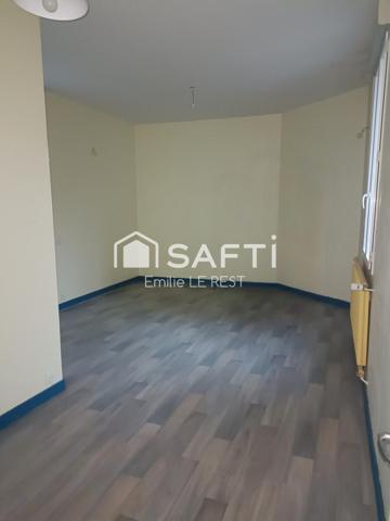 Local commercial 227m2 au cœur de PLOMODIERN