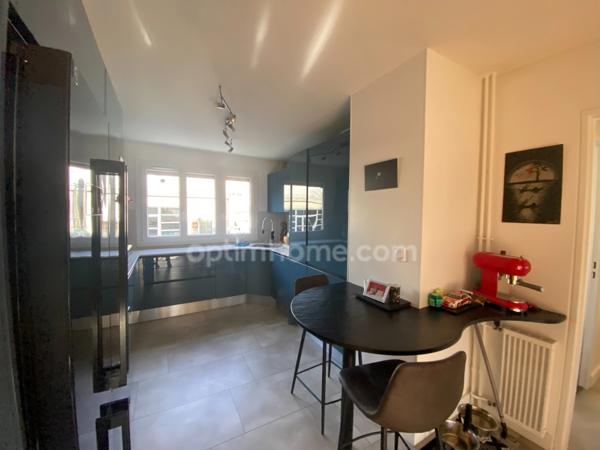 Quartier WILSON - Type 4 de 85m² avec Balcon de 9m² - Ascenseur et Parking