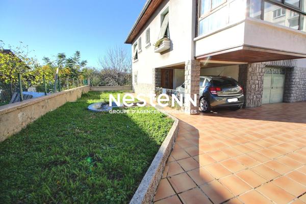 Maison à vendre à Vénissieux - 4 pièces avec jardin