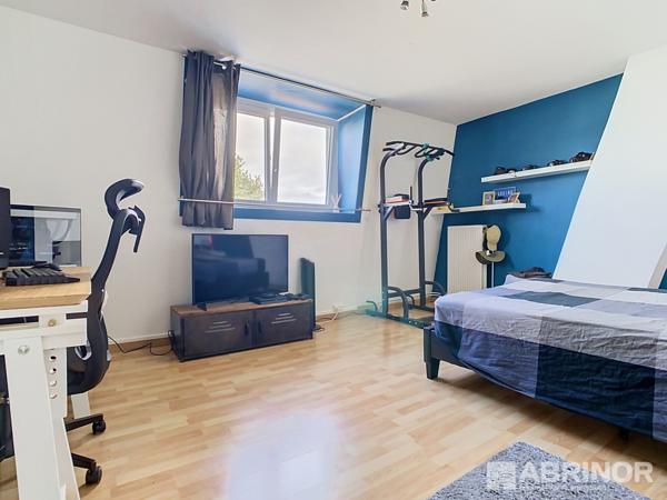 Maison 2 chambres, bureau jardin exposé sud VILLENEUVE D ASCQ