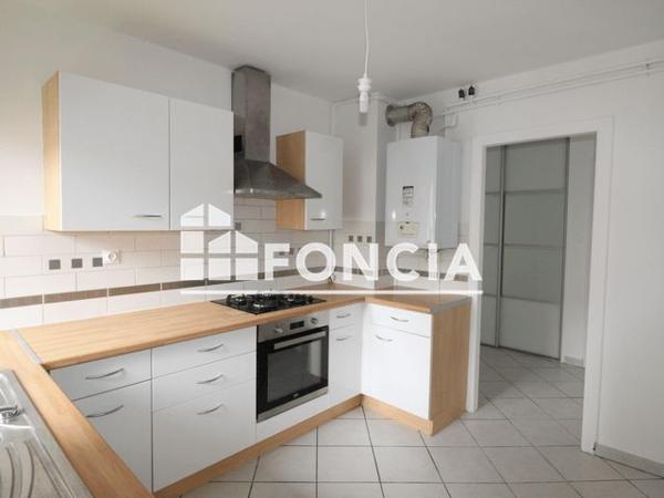 Location Appartement 4 pièces 73.21 m² - PLEIN SUD Echirolles 38130