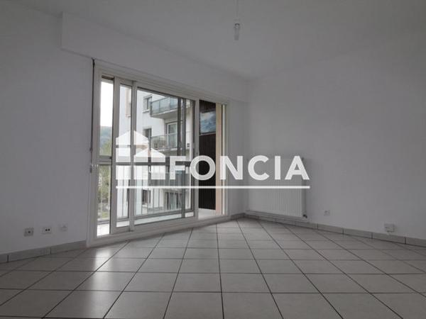 Location Appartement 4 pièces 73.21 m² - PLEIN SUD Echirolles 38130